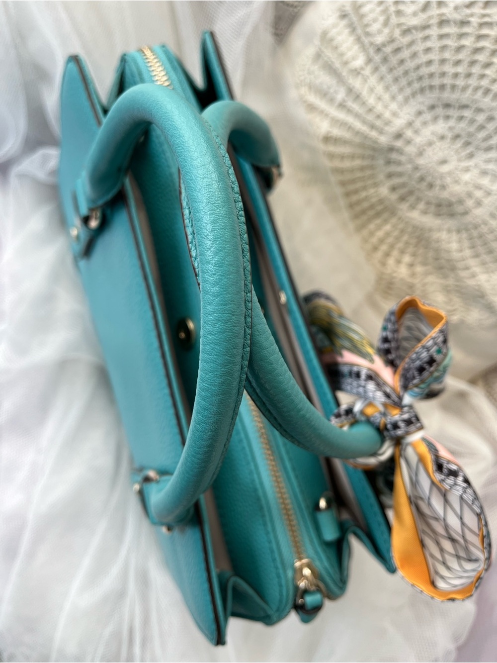 Kate Spade ♠️ Teal Leather satchel/Crossbody, EUC like NEW - Picture 2 of 12